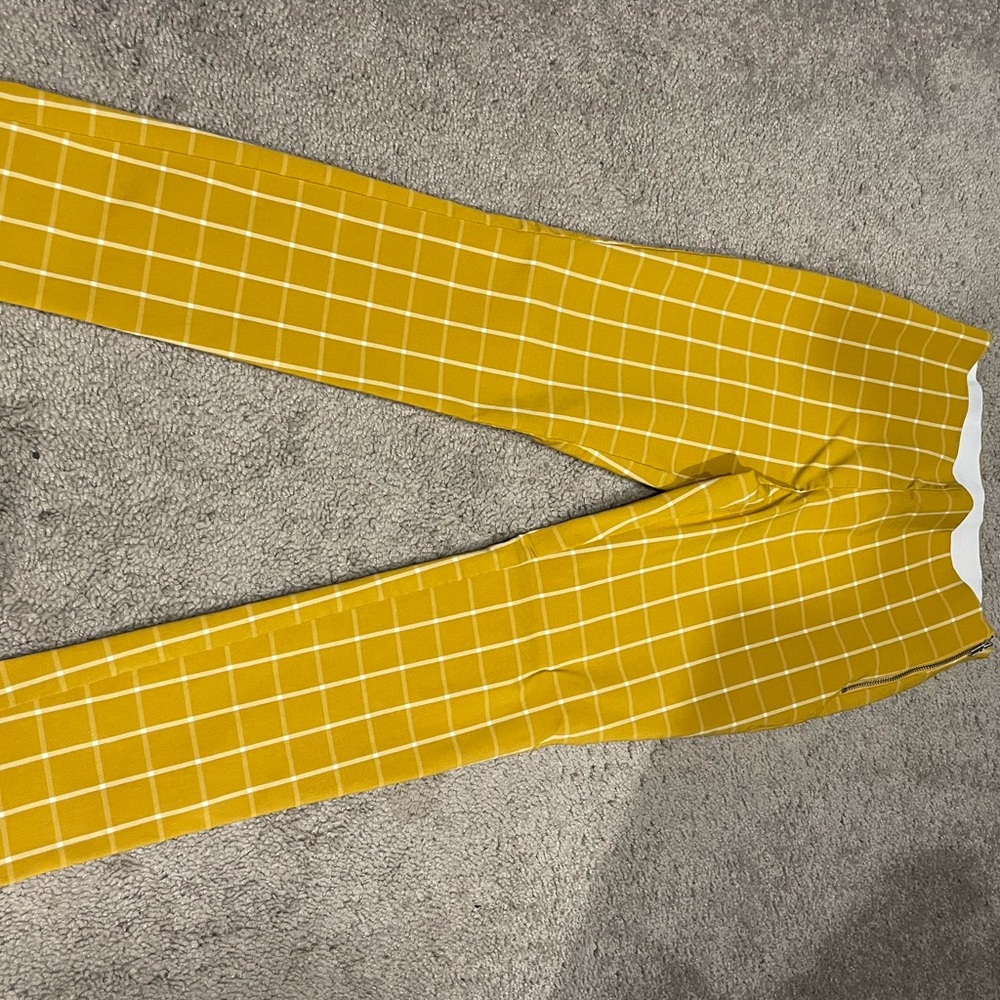 Old navy- size 2 - gently used